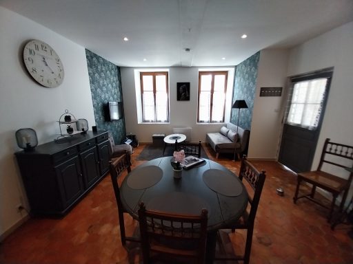 espace repas et salon