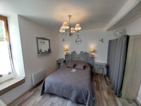 gite proche auxerre